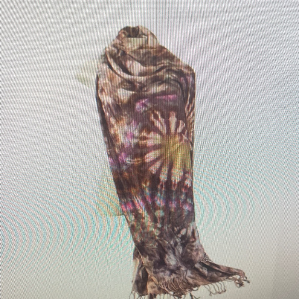Chic Tie-Dye Scarf in Earthy Tones